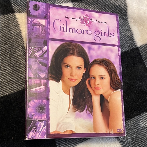 Gilmore Girls Season 3 Other - Gilmore Girls Complete Third Season DVD